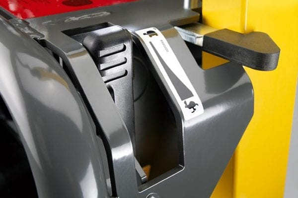 BPU3750ATS - Vibrating Plate - Petrol