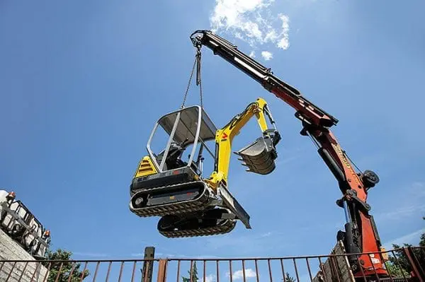 ET16 Tracked Excavator - Conventional Tail