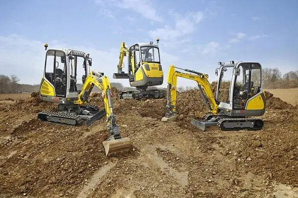 ET18-VDS Tracked Excavator - Conventional Tail
