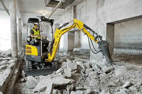 EZ17 Tracked Excavator - Zero Tail Swing - Including Easy Lock Hitch