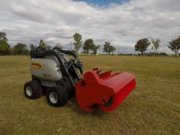Dingo Bucket Broom 1,200mm